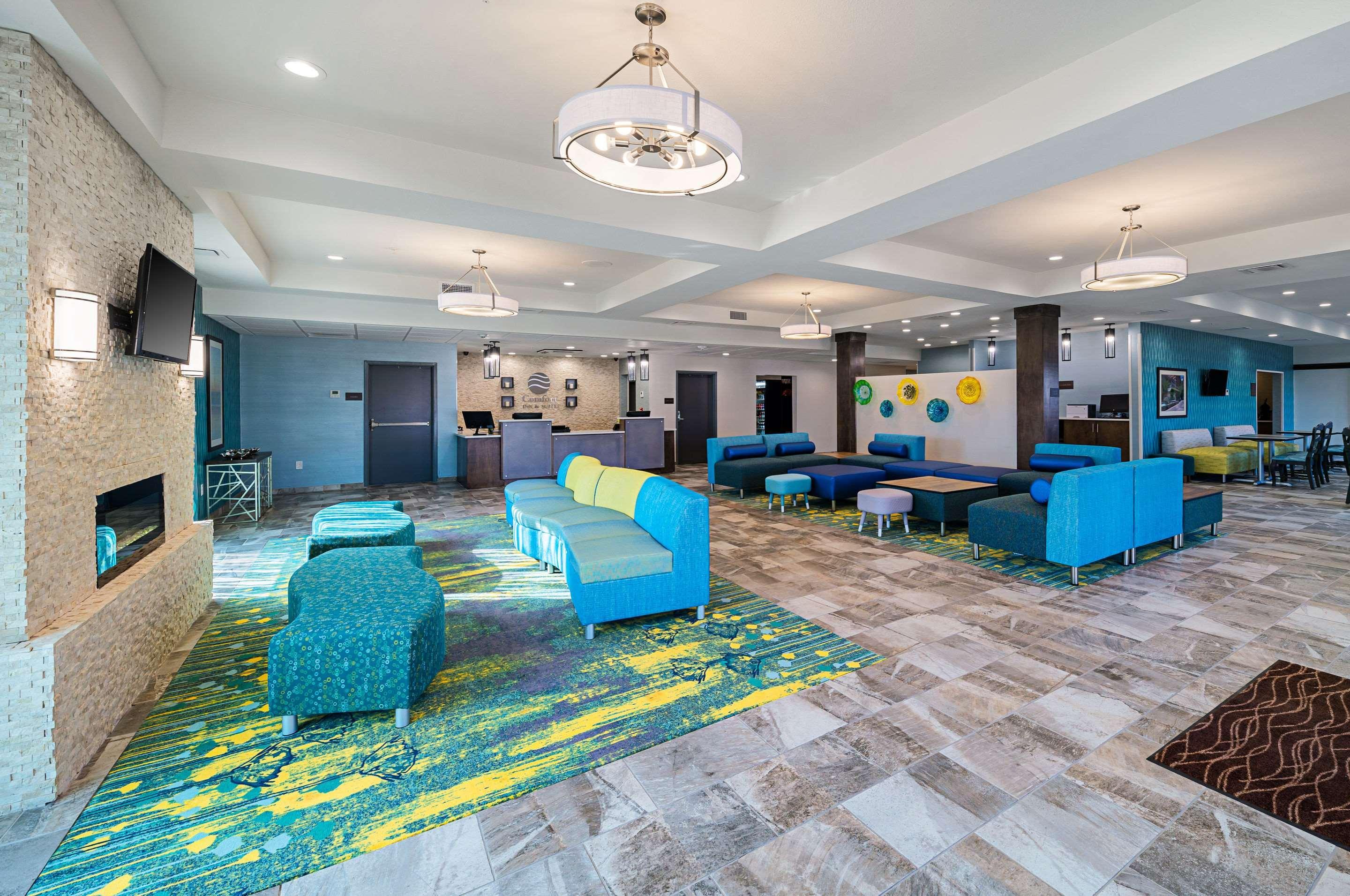 Comfort Inn & Suites Oklahoma City Near Bricktown Dış mekan fotoğraf